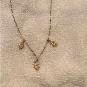 14K solid yellow gold Beautiful drop 3-leaf necklace